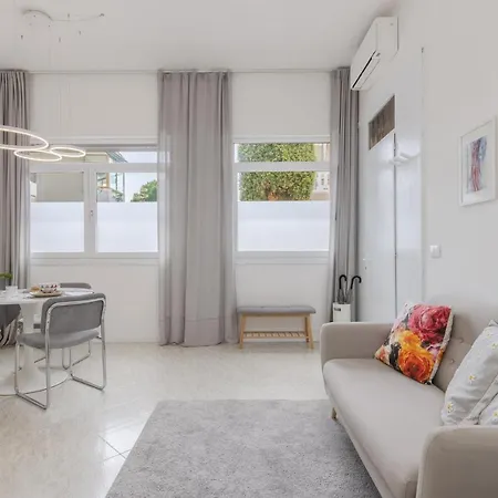 Apartment Homestwenty3 - Eleven *